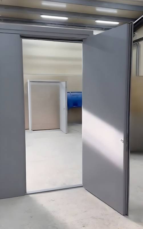 Двупольная дверь EIS-60