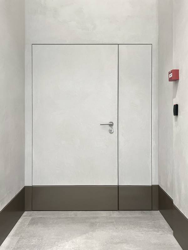 Скрытые двери